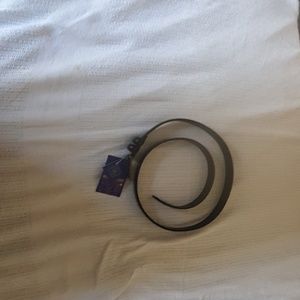 42 inch belt 40 waist  color black never been worn